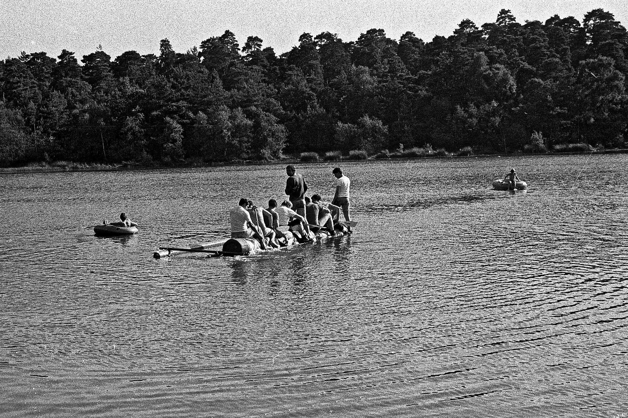 Into deep water TDV Raft 